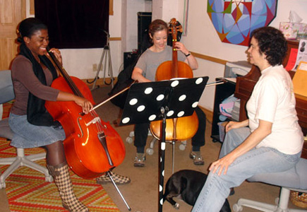 Students Enjoying Cello Lessons in Brooklyn, NY